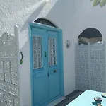 Nyfes Traditional Boutique Frosyni Skyros